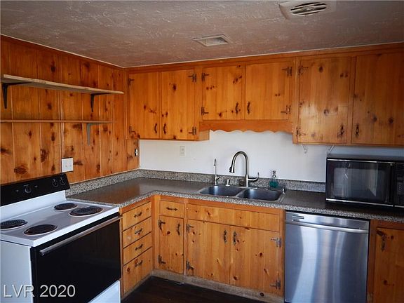 4th image of 5837 Claire D Ln #D
