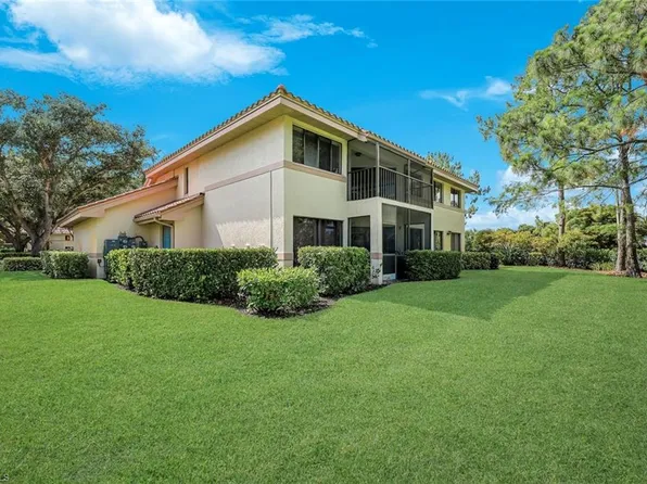 142 Bennington DR #8, NAPLES, FL 34104