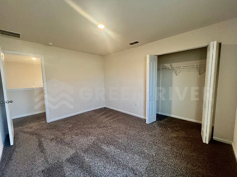 6181 Bucking Bronco Dr — Photo 31