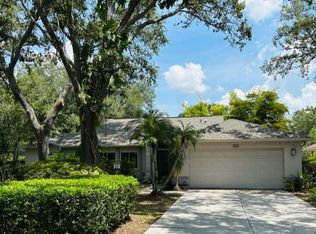 4720 Hamlets Grove Dr, Sarasota, FL 34235