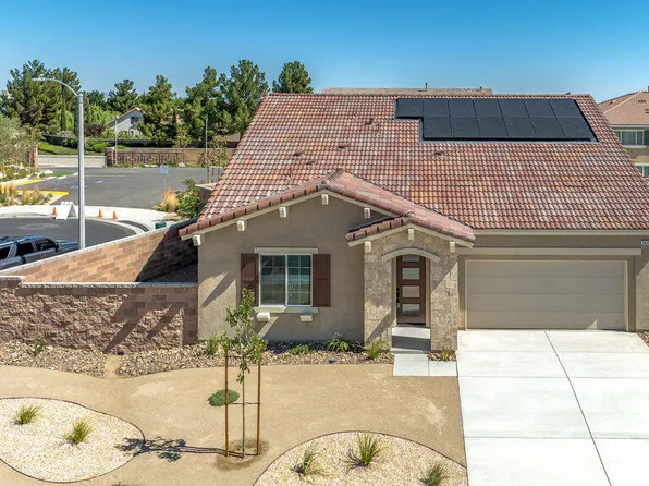 2409 Desert Agave St, Palmdale, CA 93551