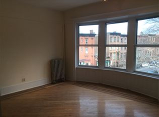 182 Dekalb Ave #1, Brooklyn, NY 11205