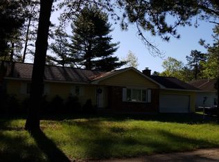 26 Centennial Dr, Queensbury, NY 12804