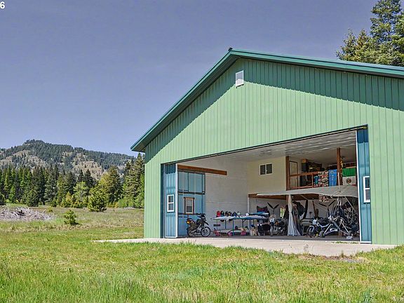 2nd image of 62242 Tamarack Springs Ln