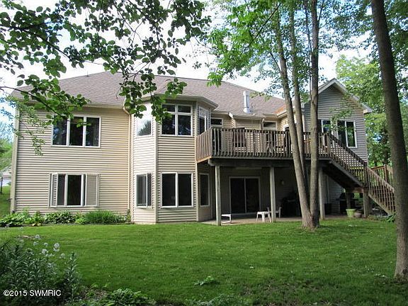 2nd image of 3228 Beckie Dr SW