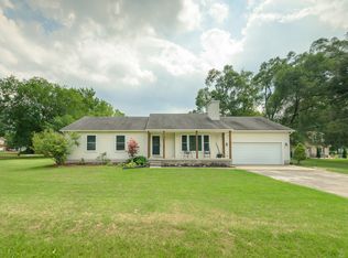 40105 Robbe Rd, Van Buren Township, MI 48111