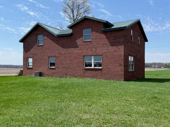 9000 Milnes Rd, Jonesville, MI 49250