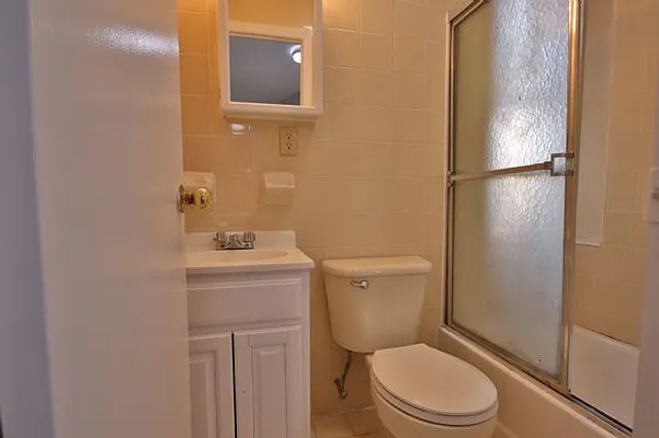 Rented by REAL New York | media 16