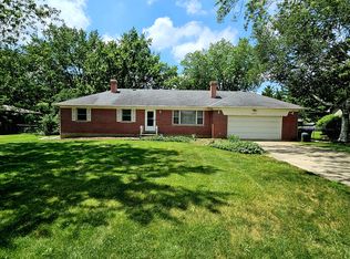 3N736 Locust Ave, West Chicago, IL