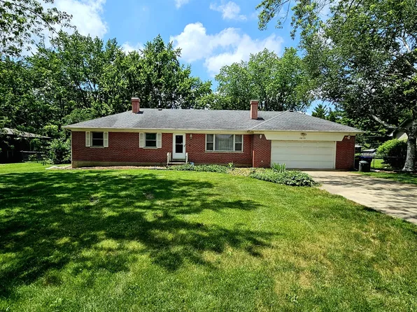 3N736 Locust Ave, West Chicago, IL 60185