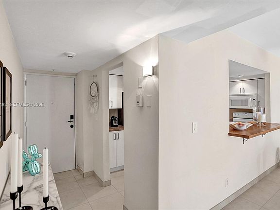 5th image of 19390 Collins Ave APT 302A