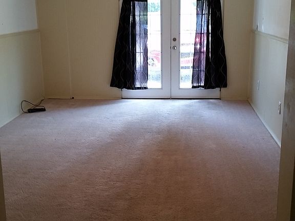 4th image of 14883 Sherwood Dr