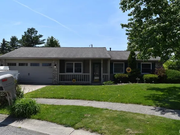 425 Hummingbird Dr, Greentown, IN 46936