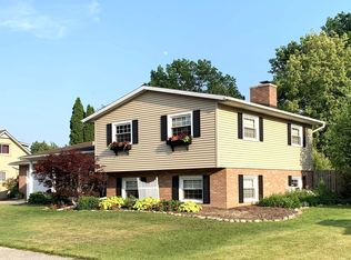 3378 Parkway Dr, Bay City, MI