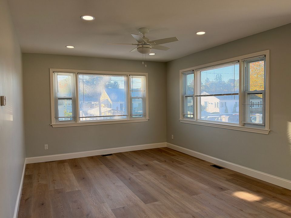 1st image of 115 Friendship St