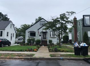 1710 Rugby Rd, Merrick, NY 11566