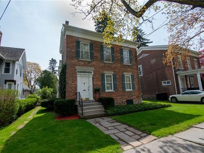 66 Broad St, Lyons, NY, 14489