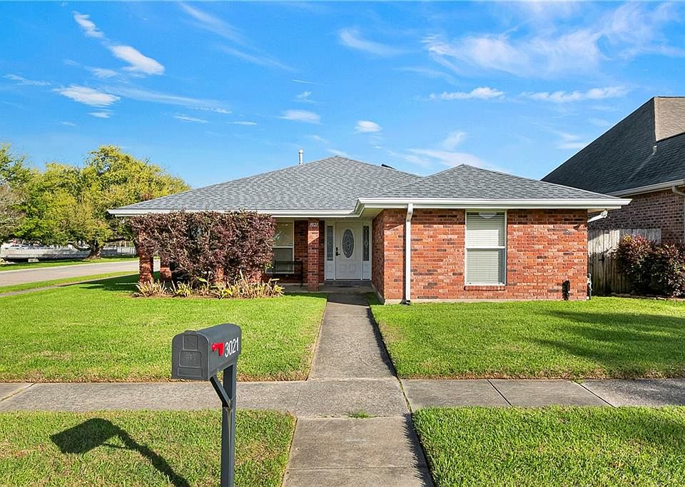 1st image of 3021 Karen Dr