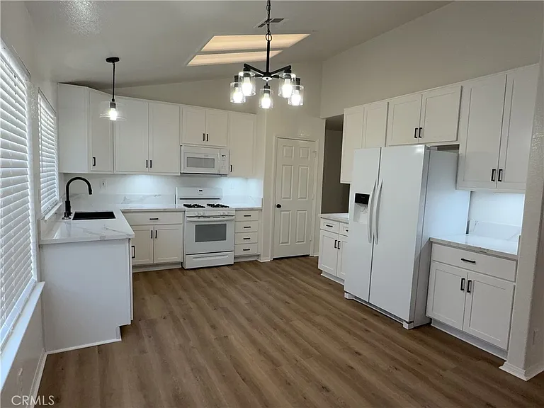 12590 Cobalt Rd — Photo 16