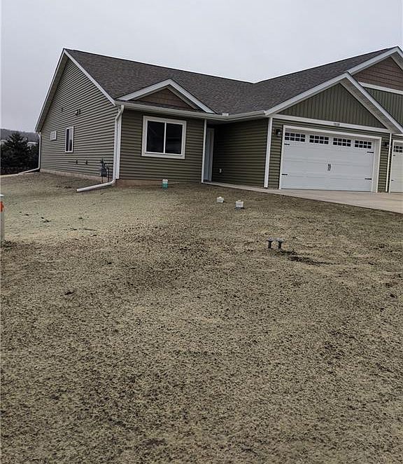 2nd image of 12133 Norway Road