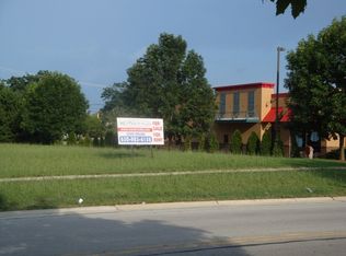 4671 Old Tavern Rd, Lisle, IL 60532