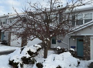 242 Timblin Dr #3, Kewaskum, WI 53040