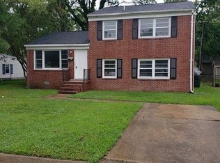 9 Westphal Dr, Hampton, VA 23669