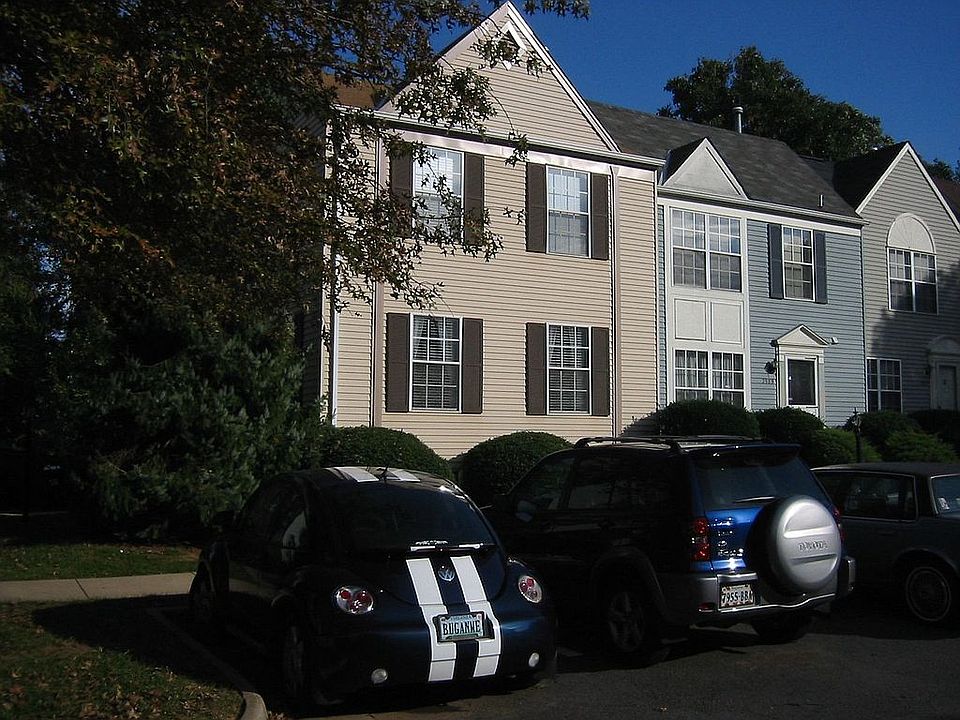 End Unit Townhouse