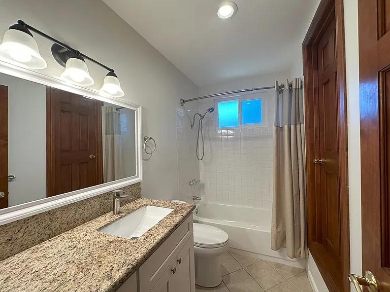 152 Glover Ave #C — Photo 10