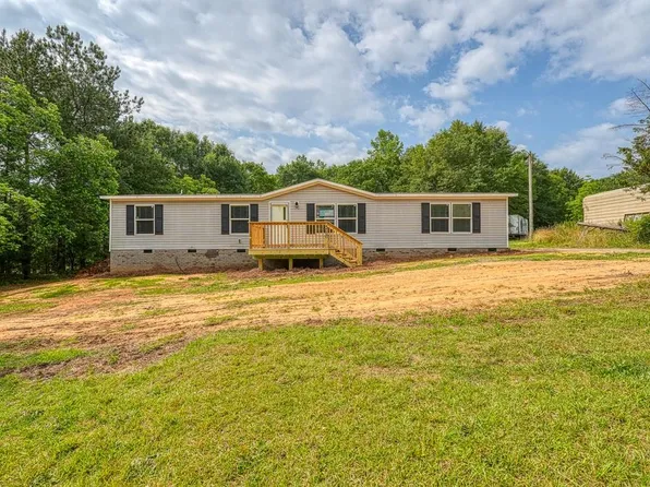 580 Sunny Acres Rd, Pacolet, SC 29372