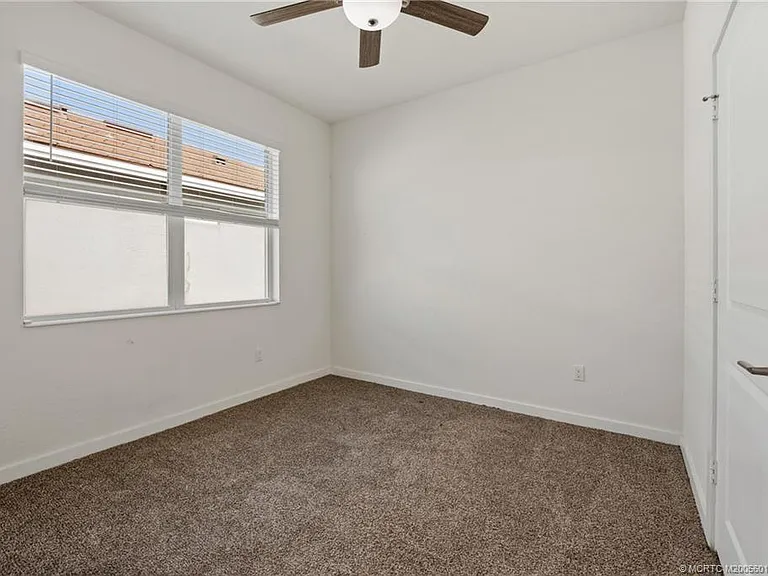 7461 SW Harbor Cove Dr — Photo 12