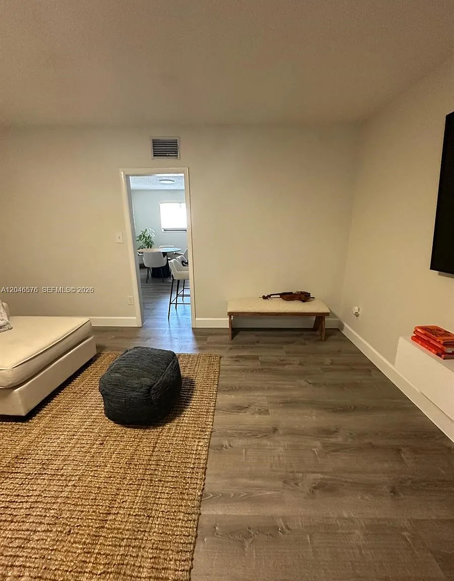 Unplatted — Photo 4