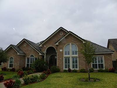 2nd image of 5016 Quince Ave