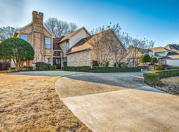 2nd image of 2105 Shari Ln