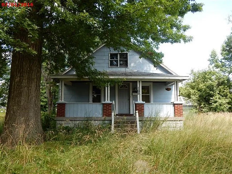 173 Park Dr photo 1