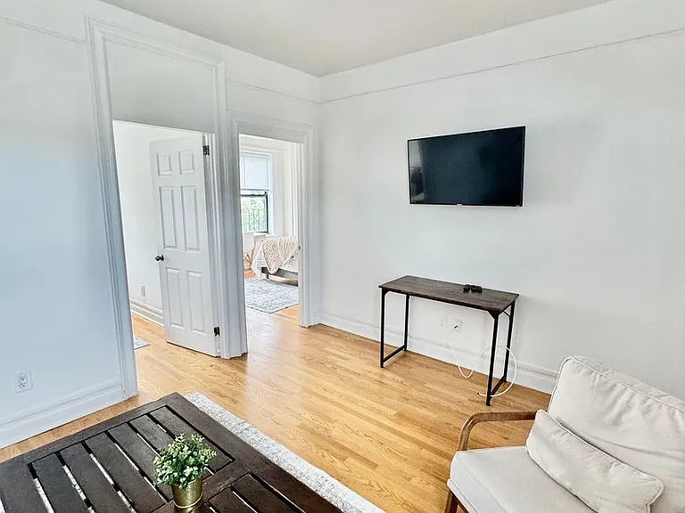 2403 Cambreleng Ave — Photo 27