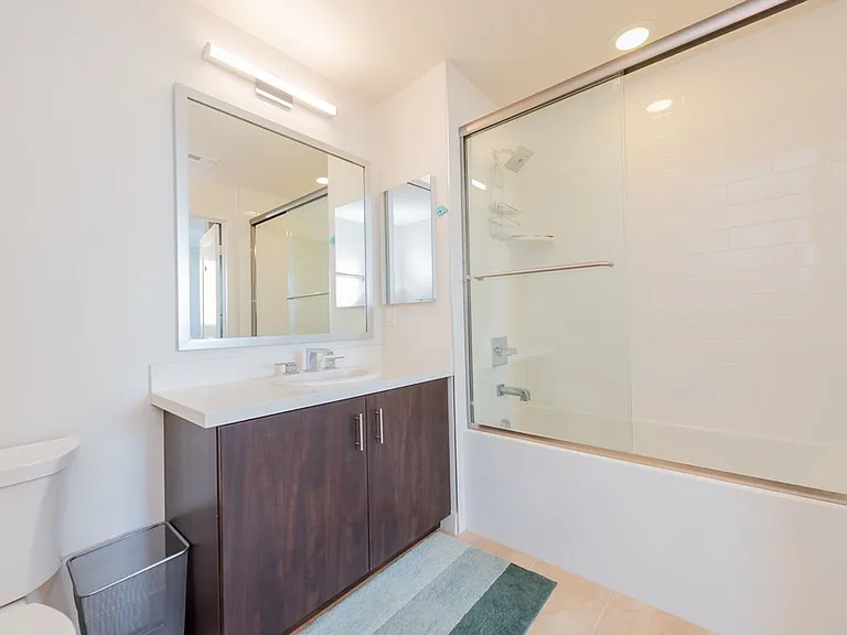 436 S Virgil Ave #308 — Photo 14