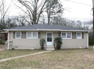 2983 Jones St, East Pt, GA 30344