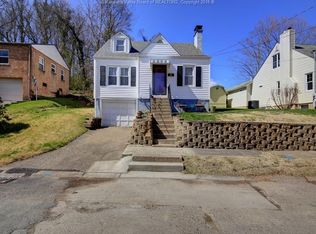 945 Lee St, Saint Albans, WV 25177