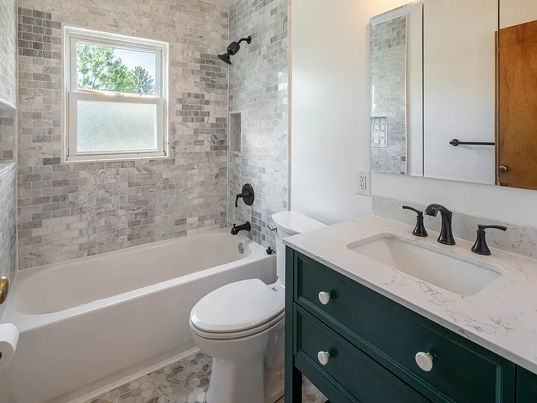 4439 Matson Ave — Photo 8
