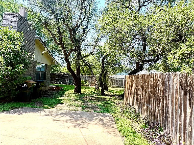 1212 Leander Rd #A — Photo 6