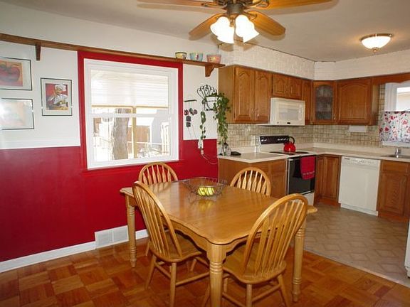 3rd image of 1200 Mundy Dr