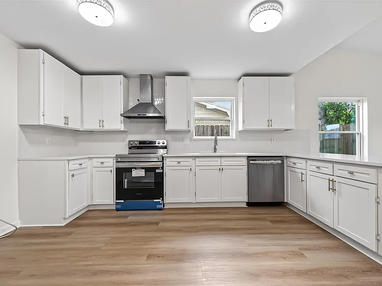 24014 Nomini Hall Ln — Photo 11