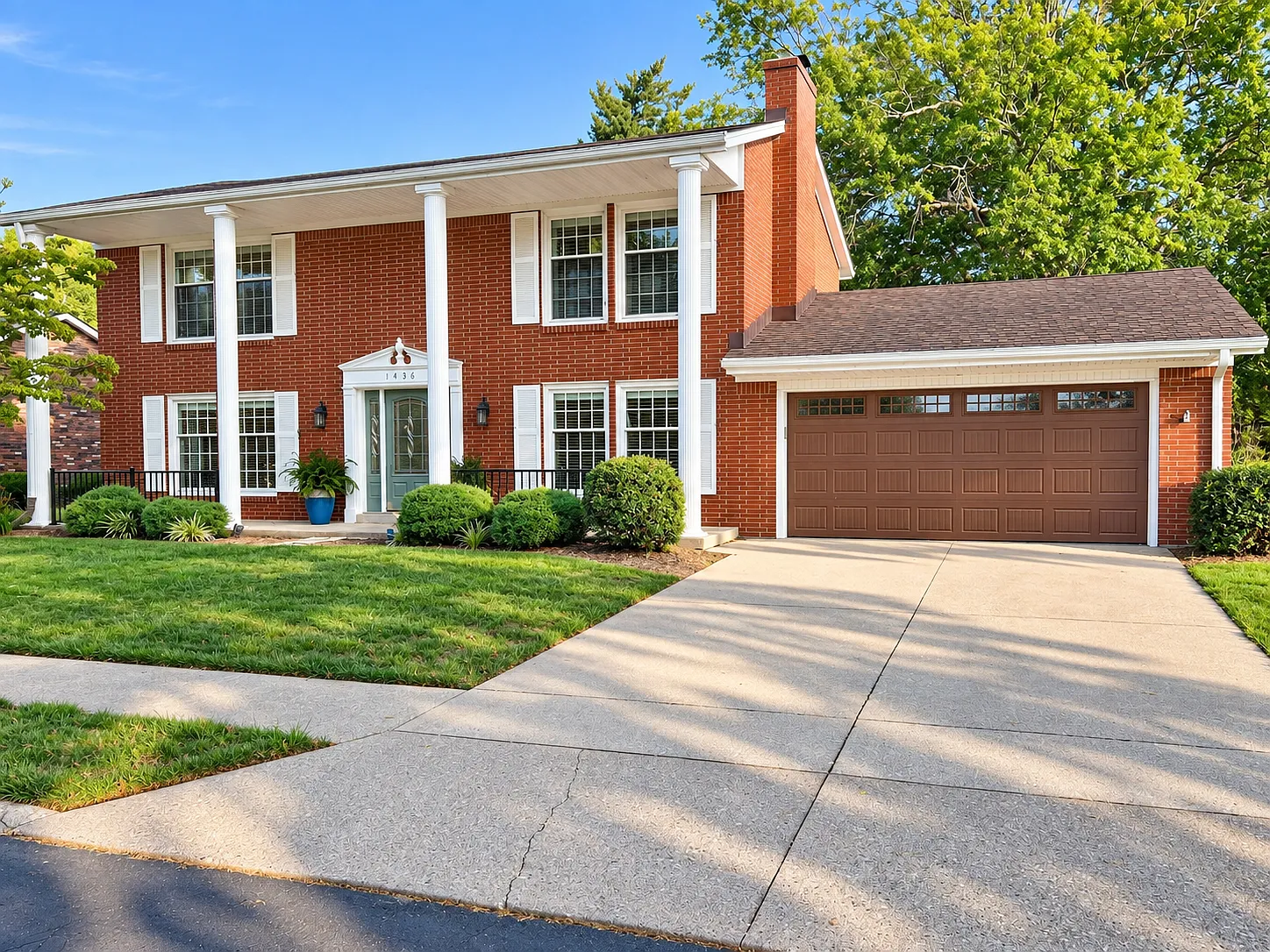 4 bed, 2.5 bath, 2553 sqft, $2,550 — Photo 2