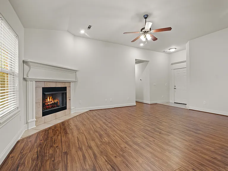 3806 W Tanyard Dr — Photo 4