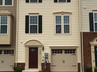 412 Charles Ave, Hanover, PA 17331