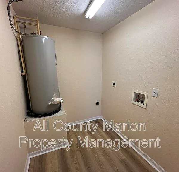 520 Marion Oaks Ln — Photo 12