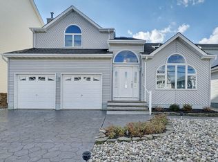 57 Rochester Dr, Brick, NJ 08723