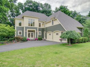 90 Walden Ct, Berlin, CT 06037