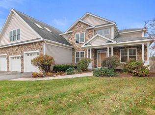 33 Haymaker Ln, South Burlington, VT 05403